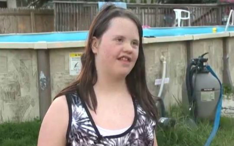 s_Down Syndrome Saves Sister From Drowning