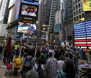 times_square_video